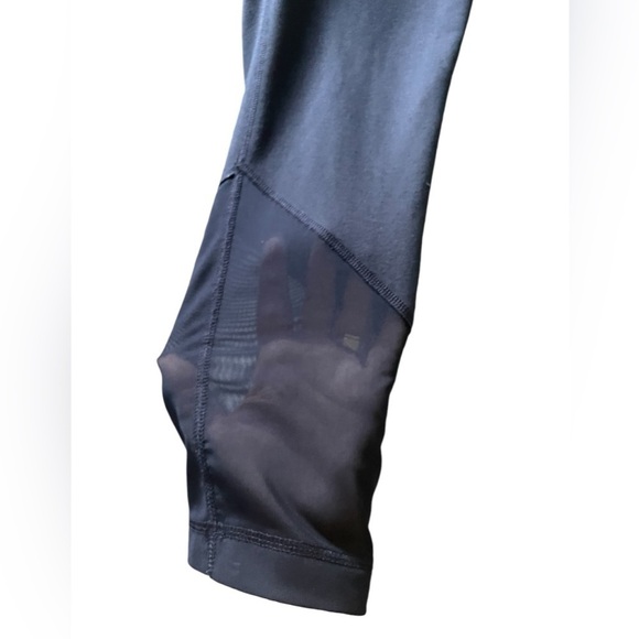 Yogalicious High Waist 7/8 Blue Leggings Size Small - Picture 5 of 6